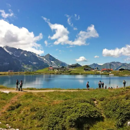 Apartamento Tamerl-2 By Interhome